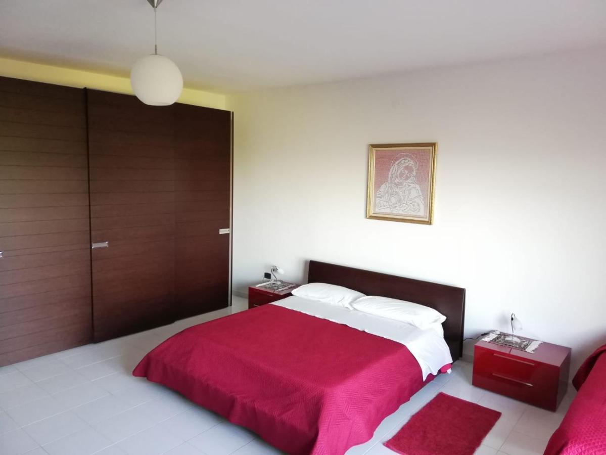 Appartamento Perito Exterior foto